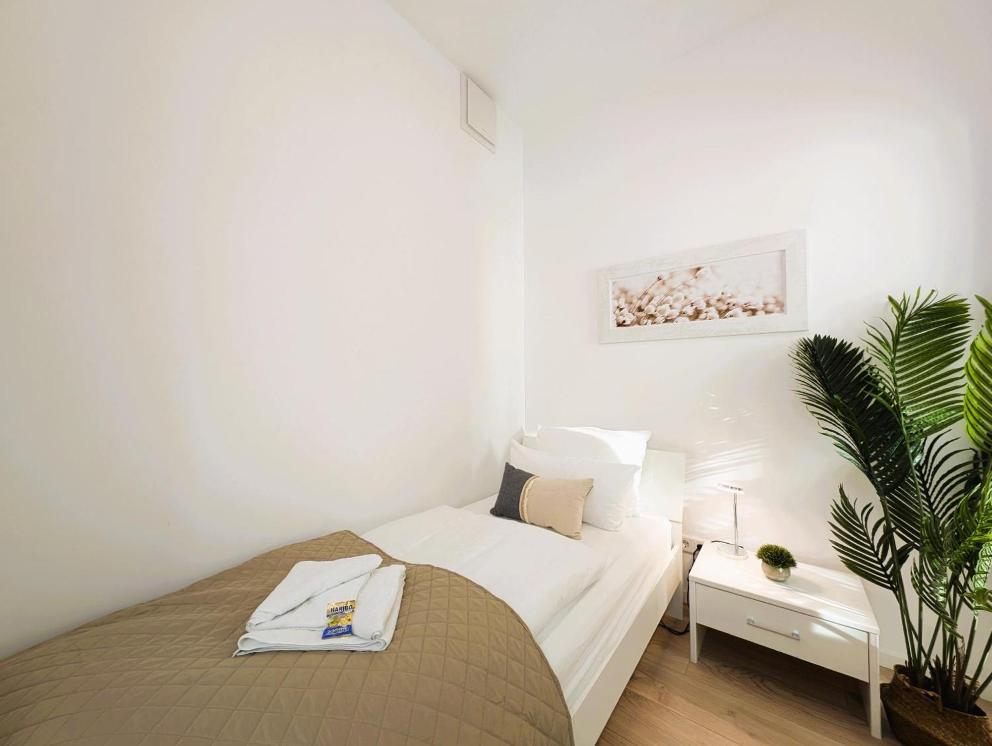 Bohnapartments - Nordkap-Suiten - Gratis Parkplatz - Moderner Neubau - Erdgeschoss - Fussbodenheizung إرفورت المظهر الخارجي الصورة
